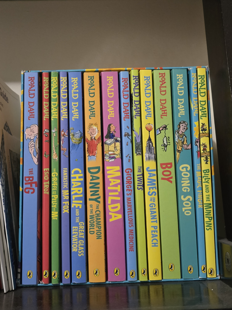 Roald Dahl Collection - Total 14 books