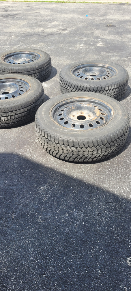 Set of 4 Winter Tires