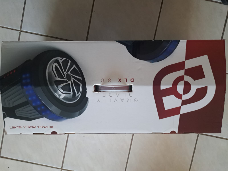Gravity Blade DLX 8.0 Hoverboard - photo 3