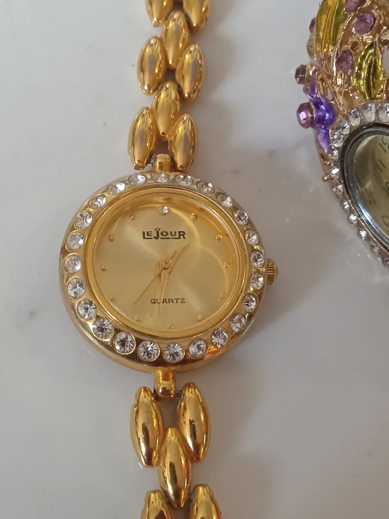 Le Jour Quartz Gold-Tone Watch Set image indicator(5)