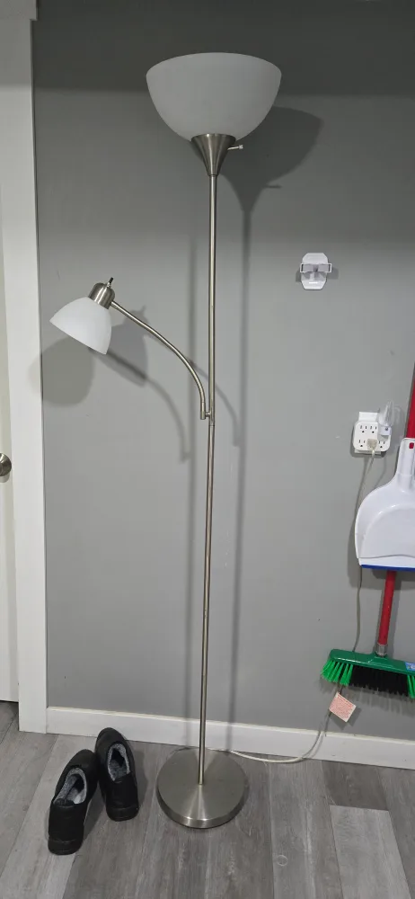 Floor Lamp with Reading Light image indicator(3)