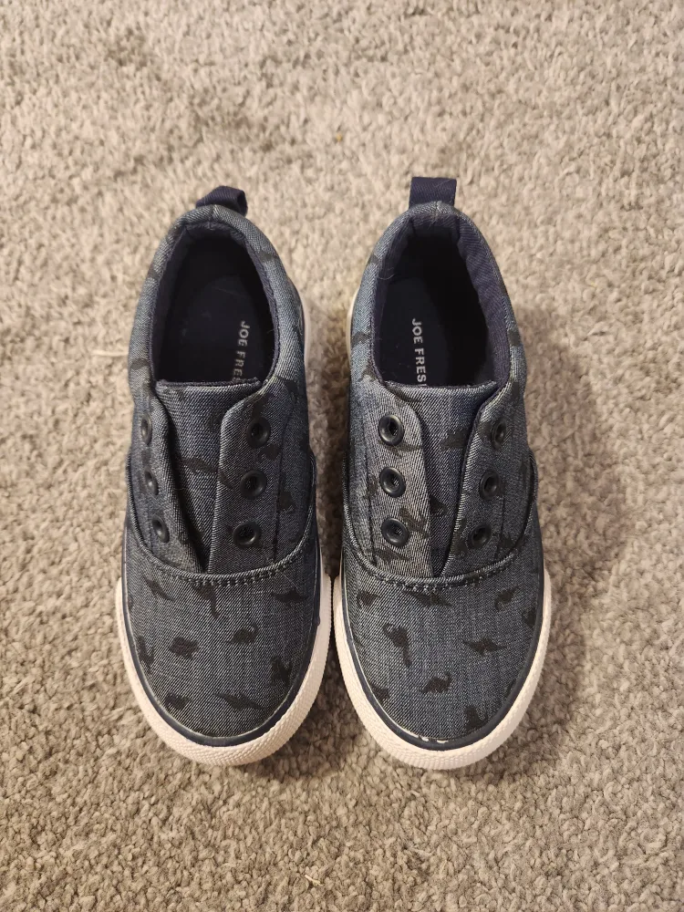 Joe Fresh Toddler Slip-On Shoes with Dinosaur Print Sz 9 image indicator(7)
