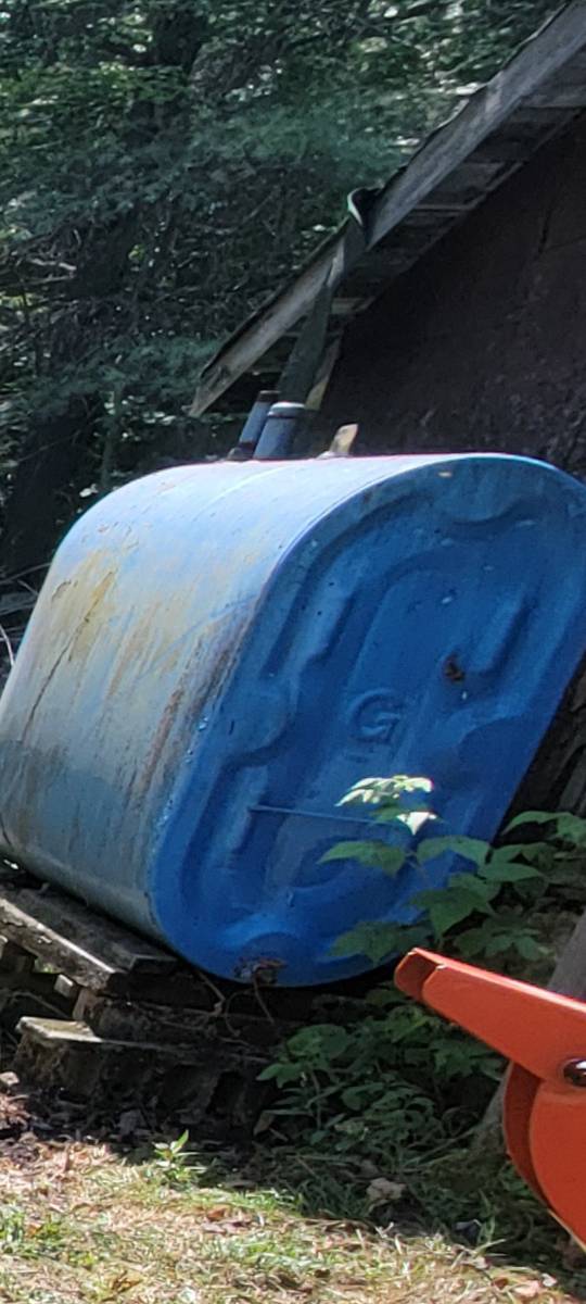 holding tank - photo 2