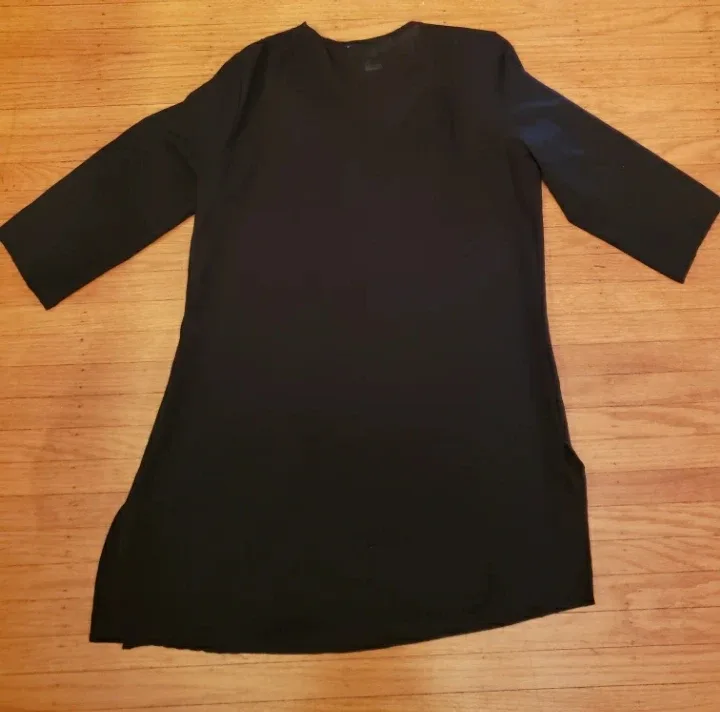 Nouveau Beach Black Tunic - Size M image indicator(4)