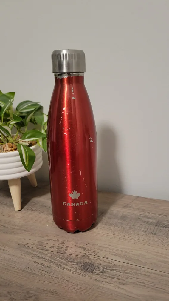 Red Canada Water Bottle thumbnail