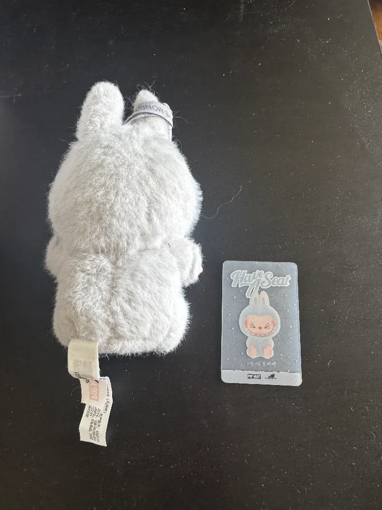 AUTHENTIC Pop Mart Labubu - Hehe from Have A Seat image indicator(2)