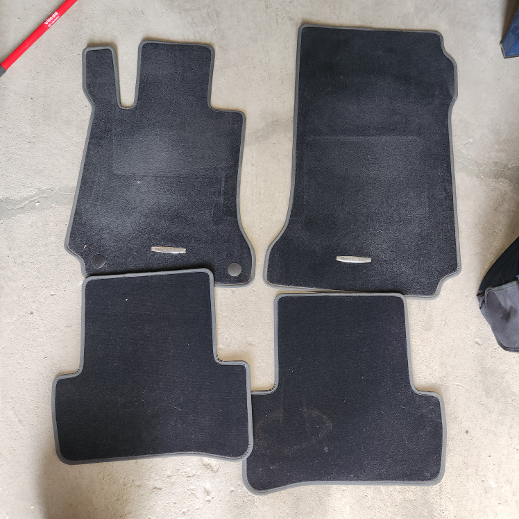 2008 to 2014  Mercedes-Benz C class Car Floor Mats - Black