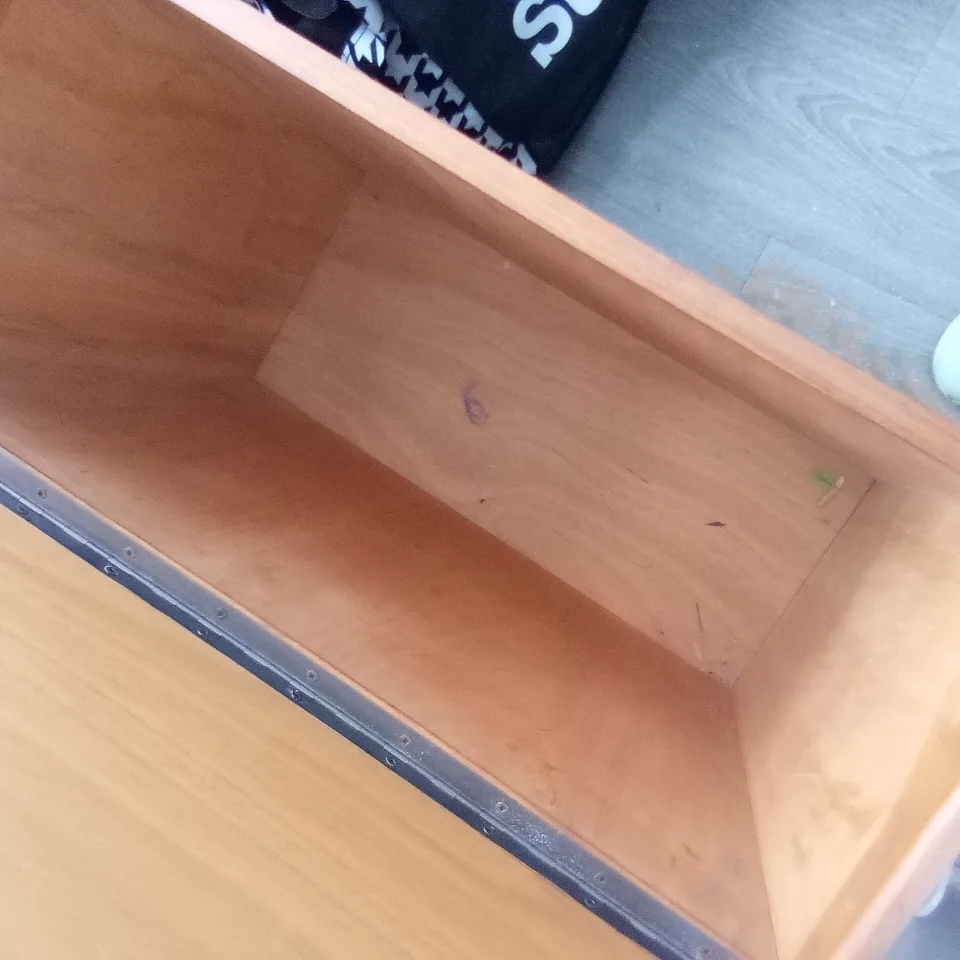 Wooden Drawer image indicator(2)