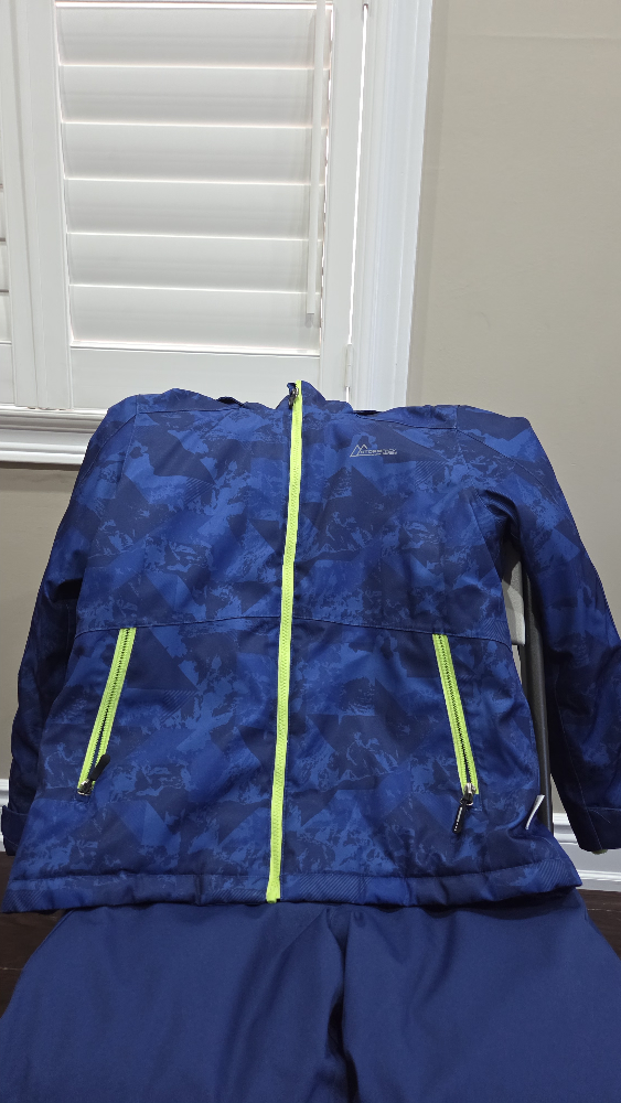 Boy's Snowsuit - Blue size 12 - photo 3
