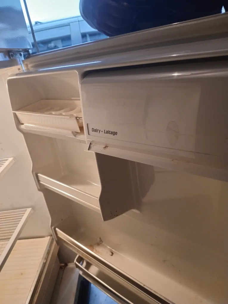 GE Top Freezer Refrigerator - Appliance image indicator(3)