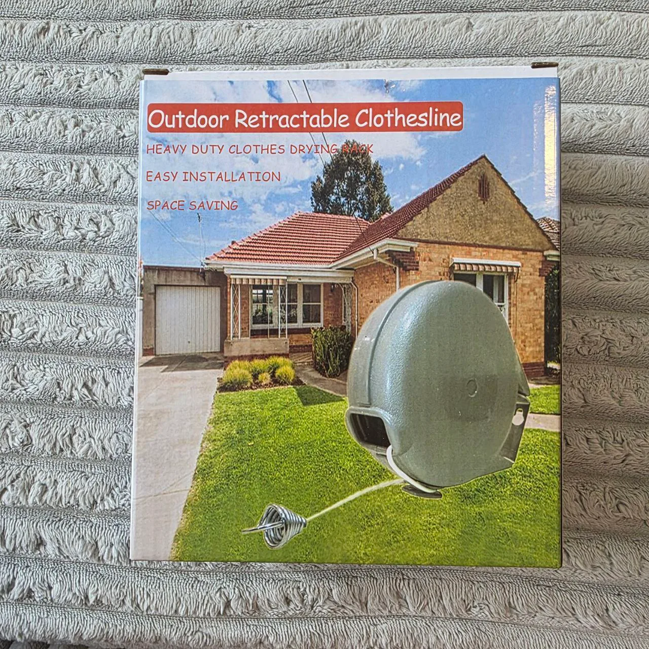 Outdoor Retractable Clothesline thumbnail