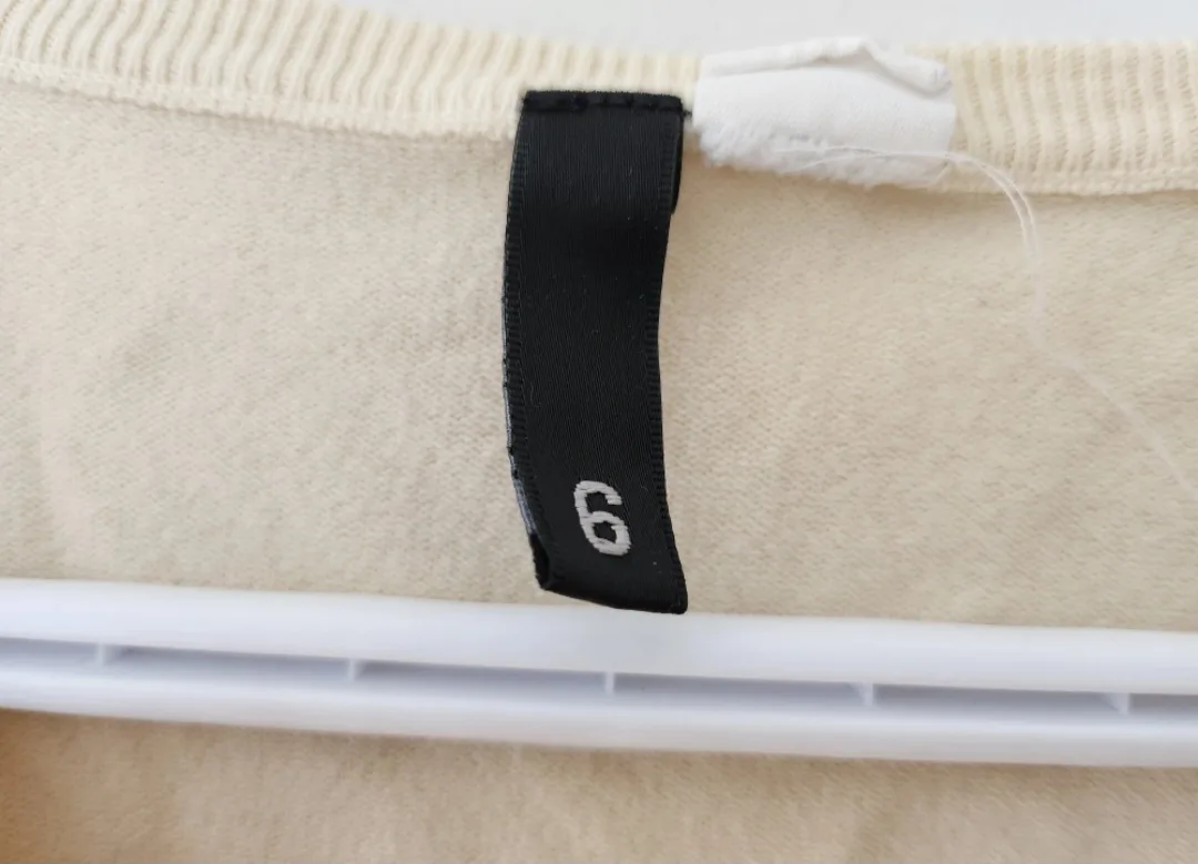 H&M Cream V-Neck Sweater - Size 6 image indicator(2)