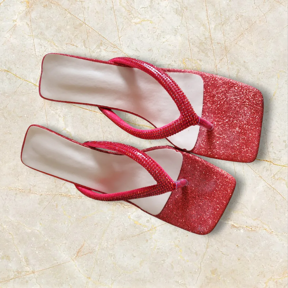 Red Glitter Thong Heels image indicator(2)