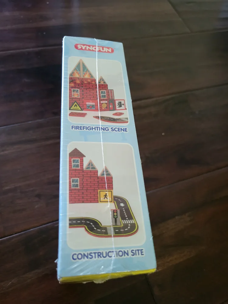 New Syncfun 40pcs Magnetic City Rescue Set image indicator(3)