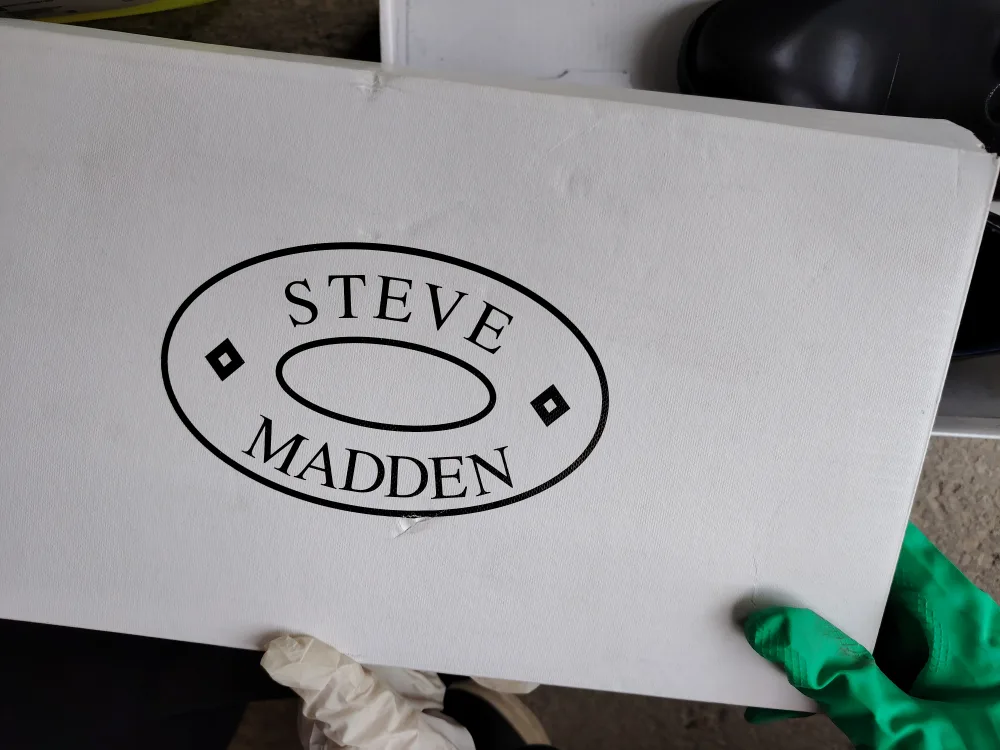 Steve Madden Jamrock Black Leat Shoes - Size 9.5 image indicator(2)