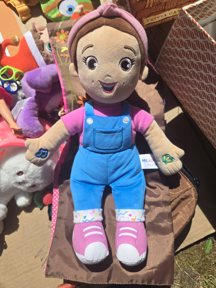 Ms. Rachel Pink Toddler Sweatshirt & Doll