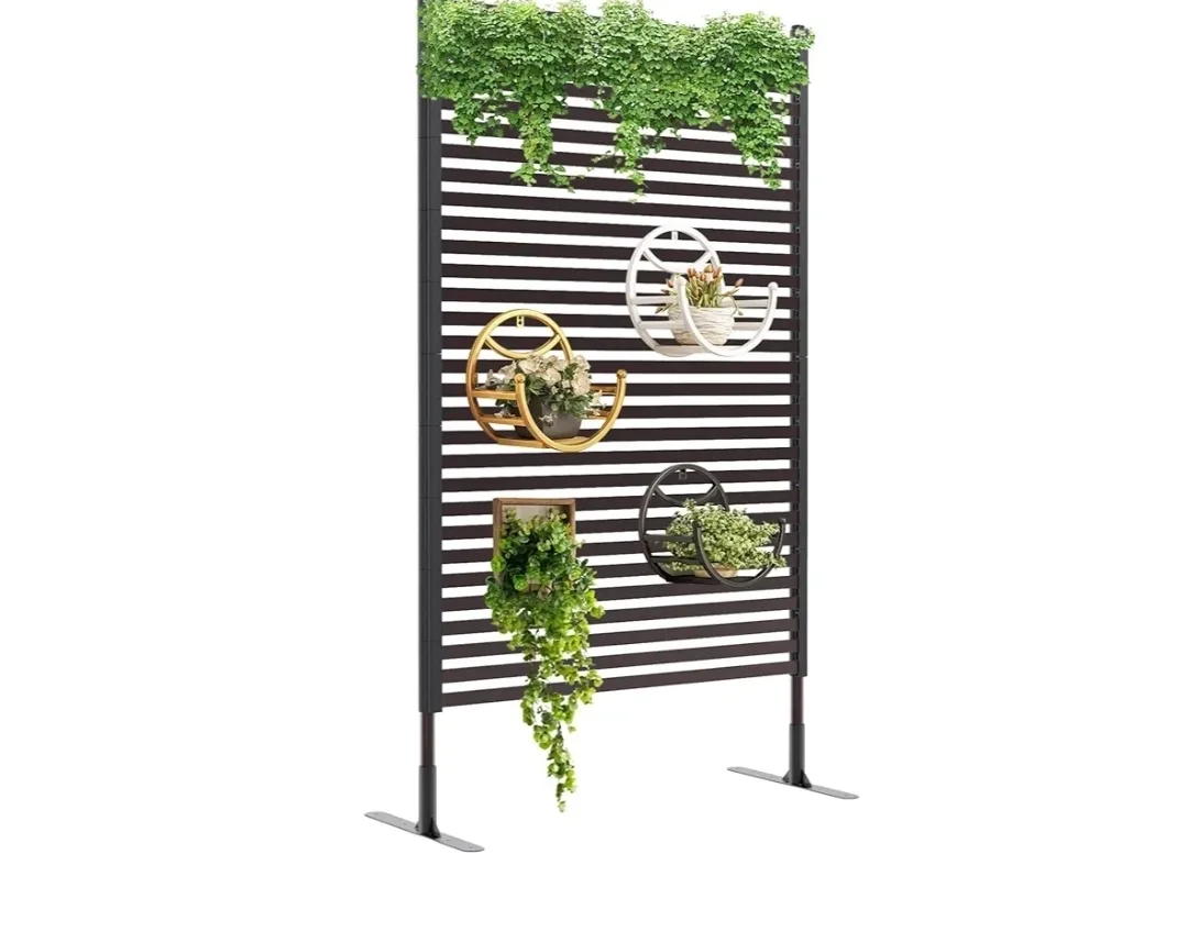 Privacy Screen Outdoor, Polyethylene-Coated Steel thumbnail