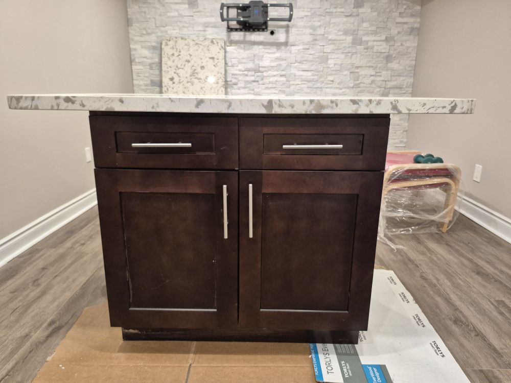 Kitchen Island with Quartz Countertop - photo 3