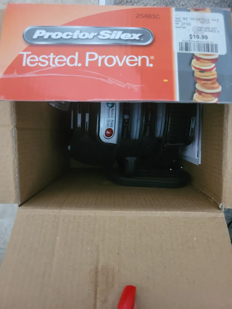 New Proctor Silex Durable Breakfast Sandwich Maker image indicator(4)