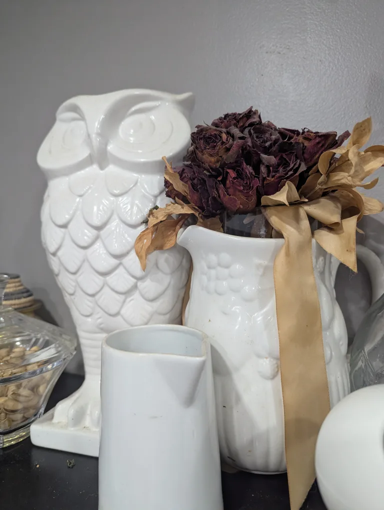 White Owl Figurine vase thumbnail