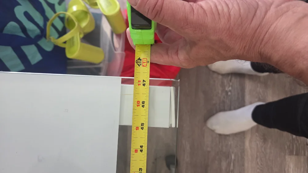 White Glass Top Desk - 47"x24"x31" image indicator(2)