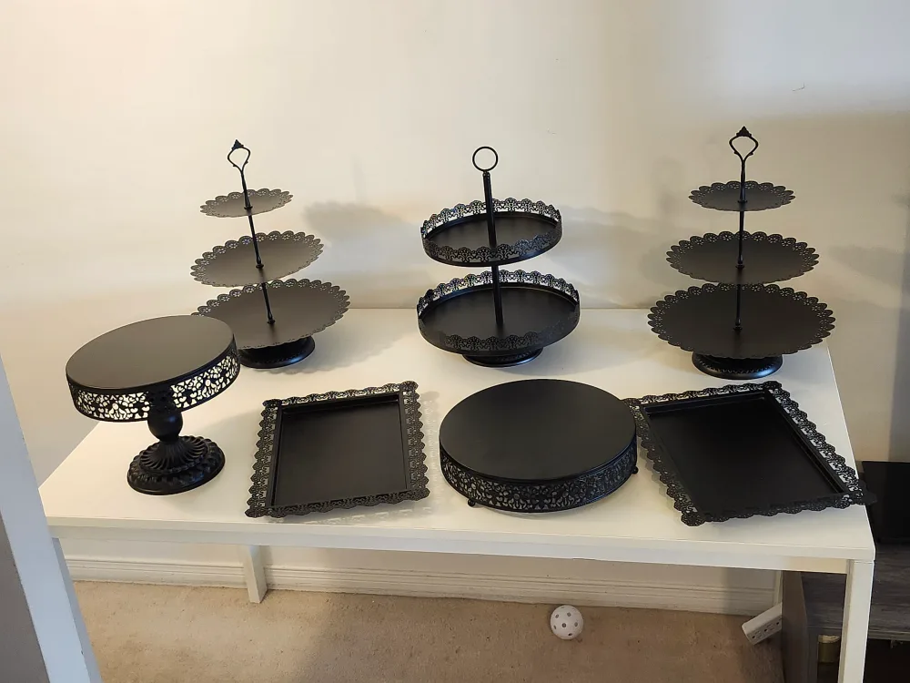 New Black Metal Cake Stands and Trays image indicator(5)
