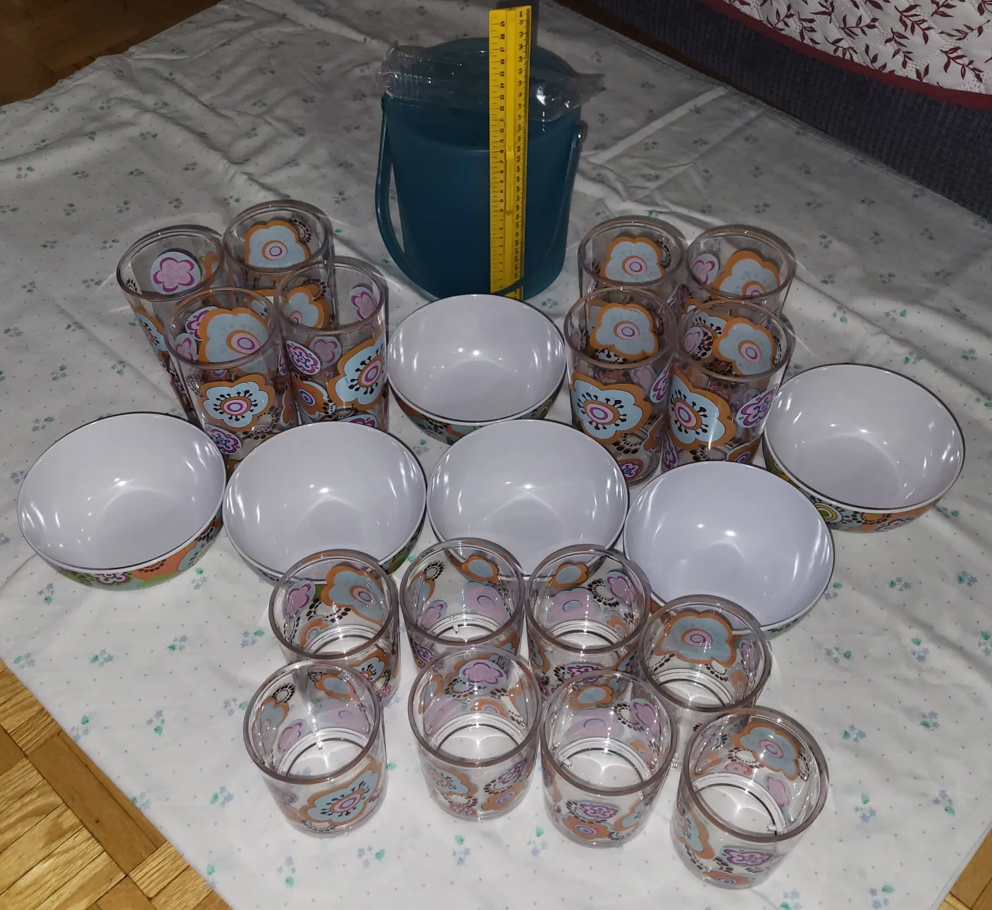 Picnic Set & Ice Bucket thumbnail