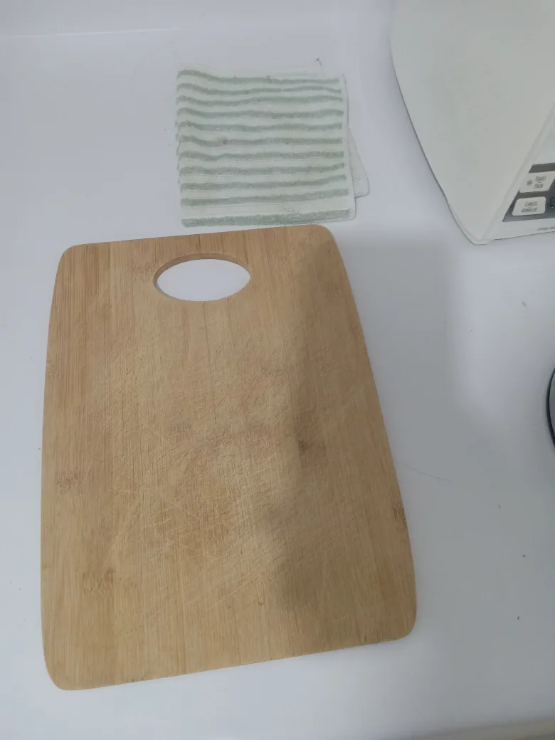 Wooden Cutting Board image indicator(2)