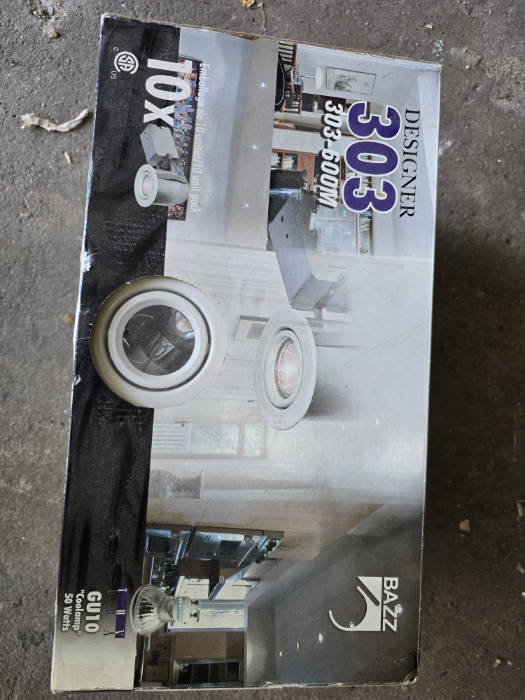 BAZZ Designer 303-600M Recessed LightsNew  Cyber clean out - photo 3