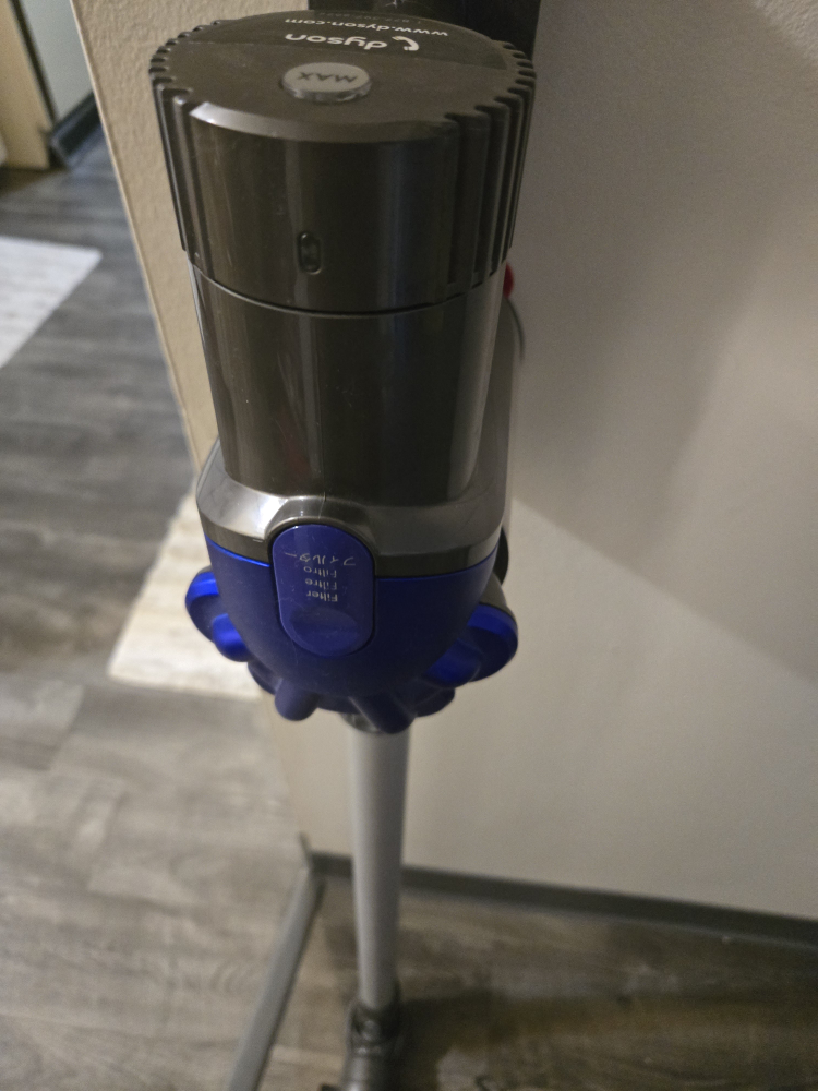 Dyson Cordless Vacuum Cleaner - photo 2