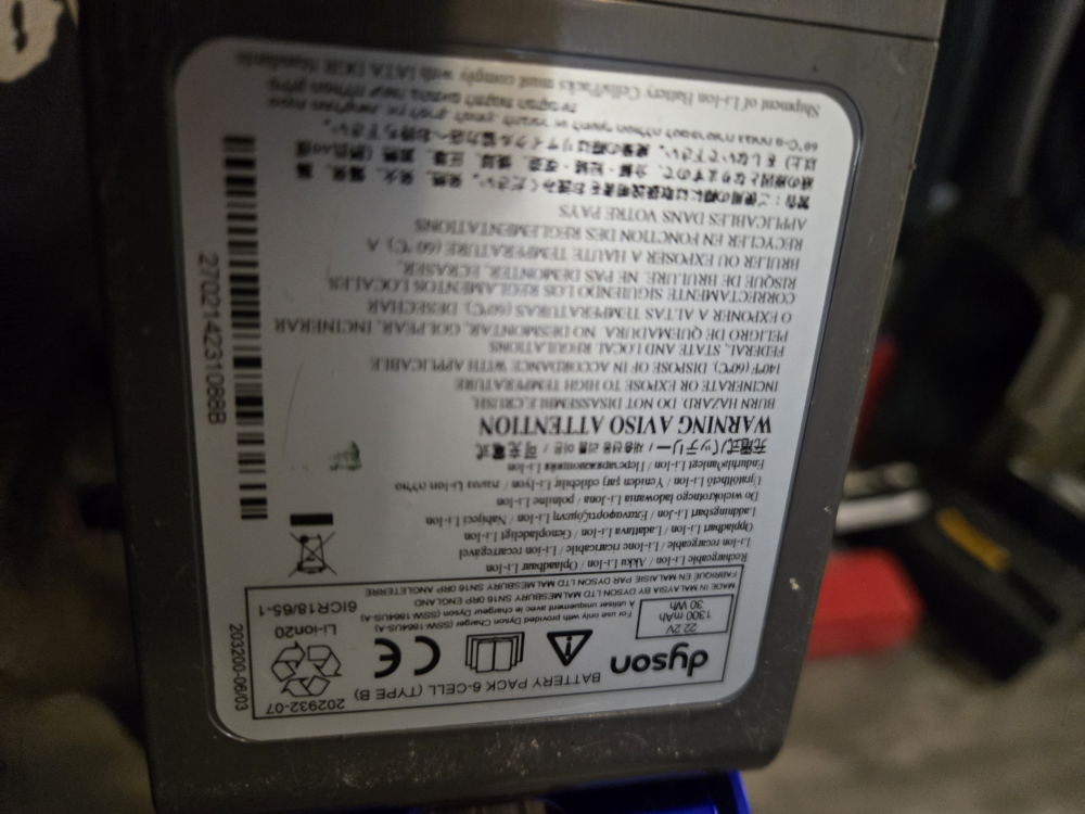Dyson Cordless Vacuum Cleaner - photo 3