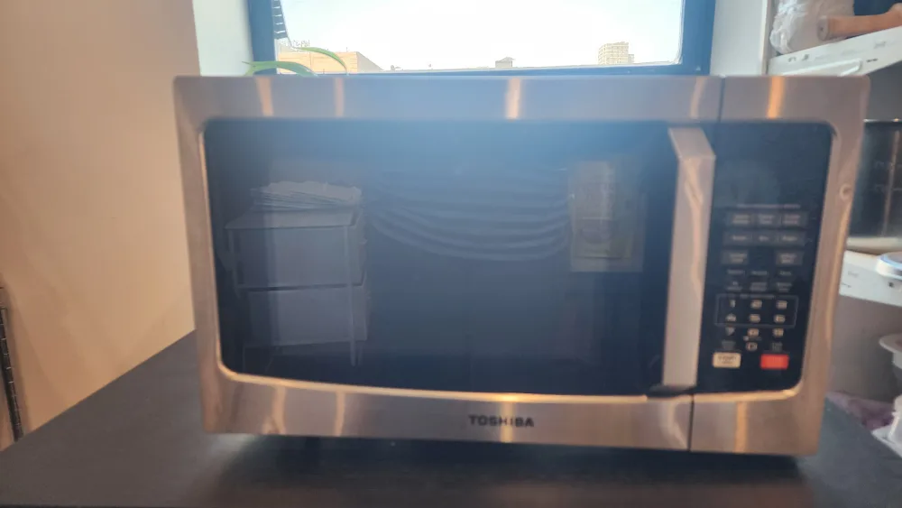 Toshiba Microwave Oven thumbnail