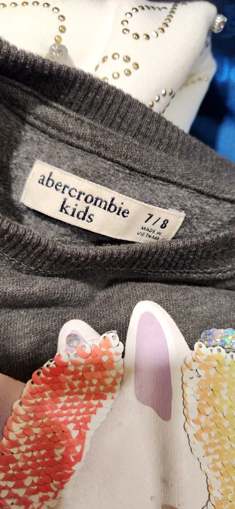 Abercrombie Kids Sweater Size 7/8 thumbnail