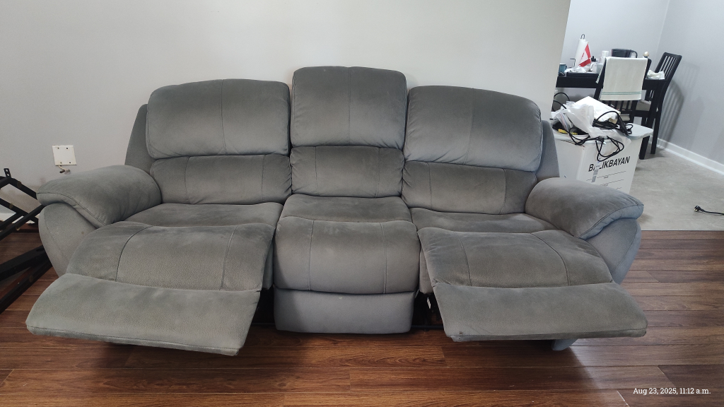Grey 3-Seat Reclining Sofa - Moving out of my place - photo 3