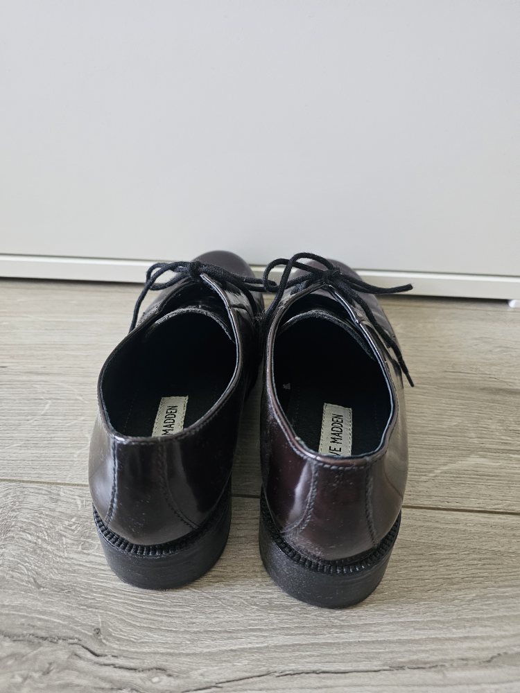 Steve Madden Burgundy Leather Dress Shoes - Size 37 - photo 3