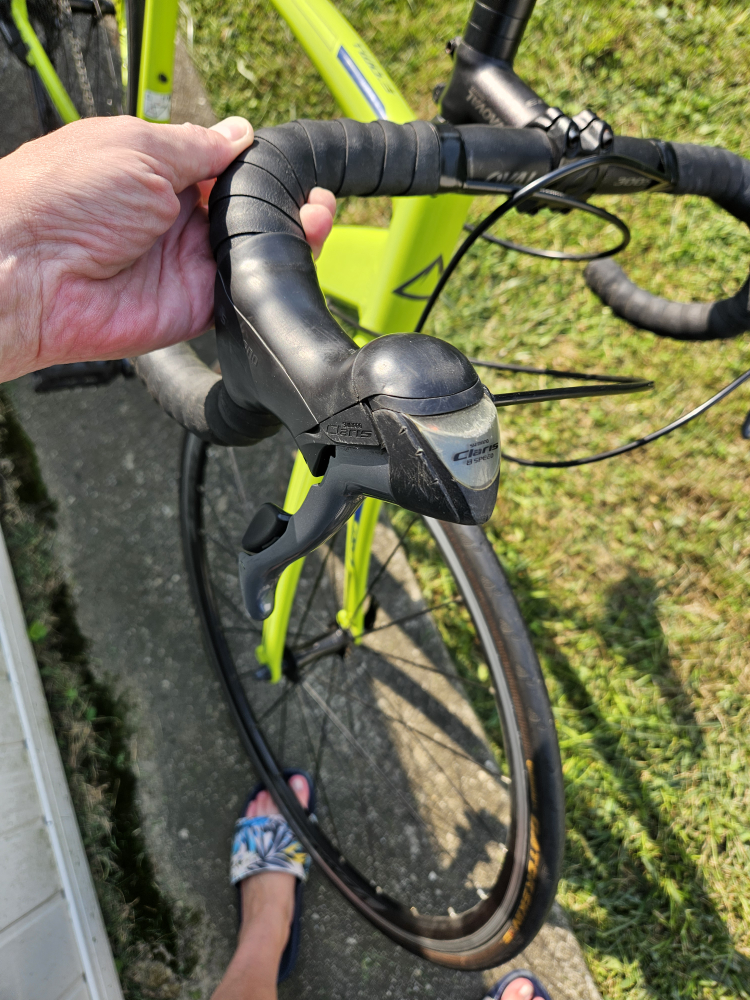 Fuji Two.3 Road Bike - Lime Green - photo 2