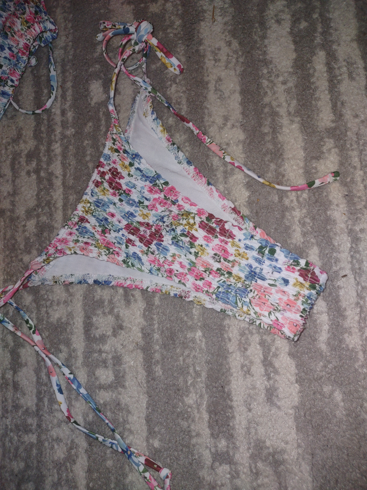 Floral Bikini Set (brand new never worn) -S - photo 2