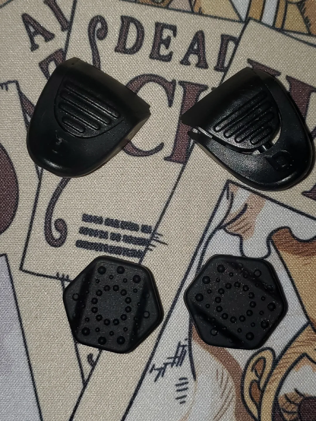 Controller Trigger Stoppers & Thumb Grips thumbnail