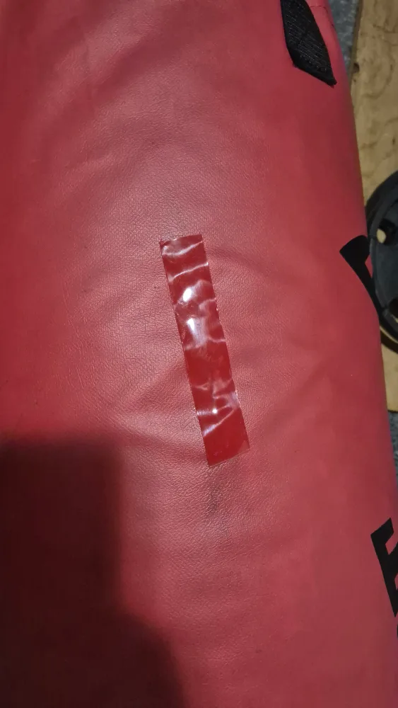 Everlast Red Heavy Punching Bag image indicator(4)