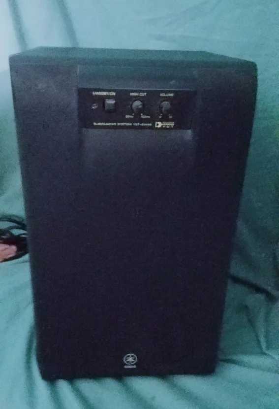 Yamaha YST-SW45 Powered Subwoofer Tested And Sounds Great thumbnail