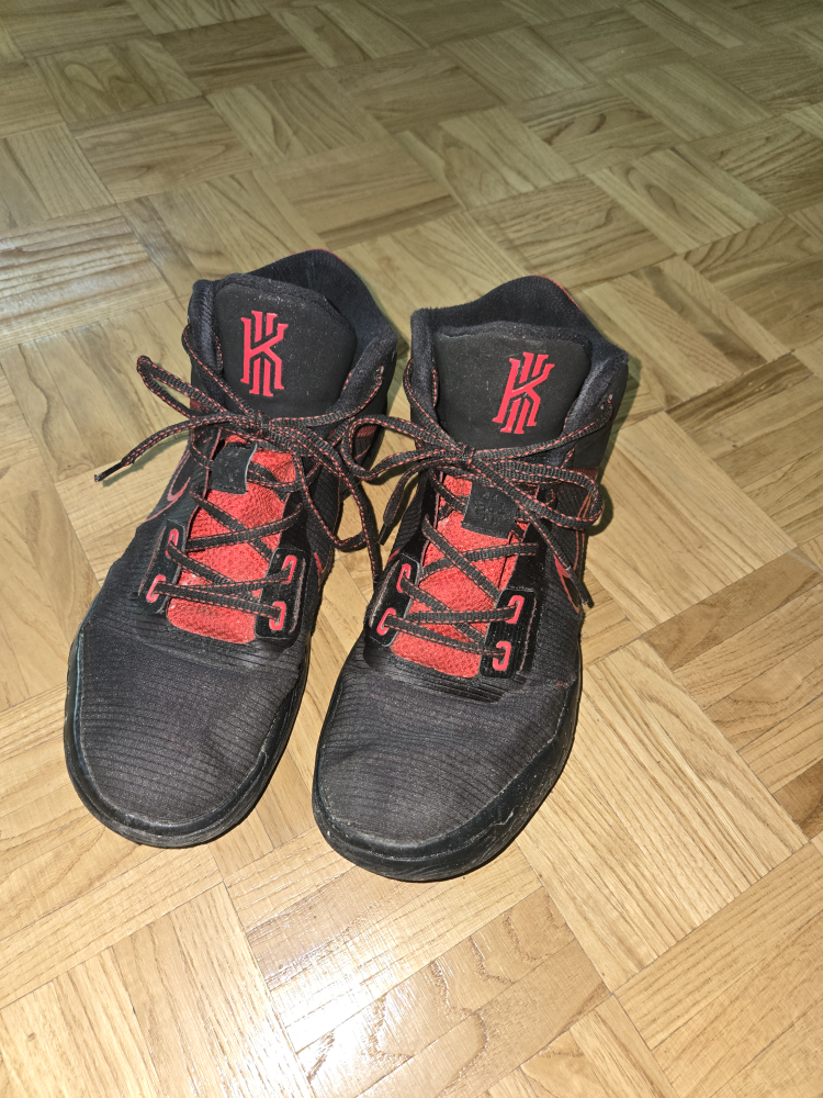 Nike Kyrie Flytrap 4 Bred