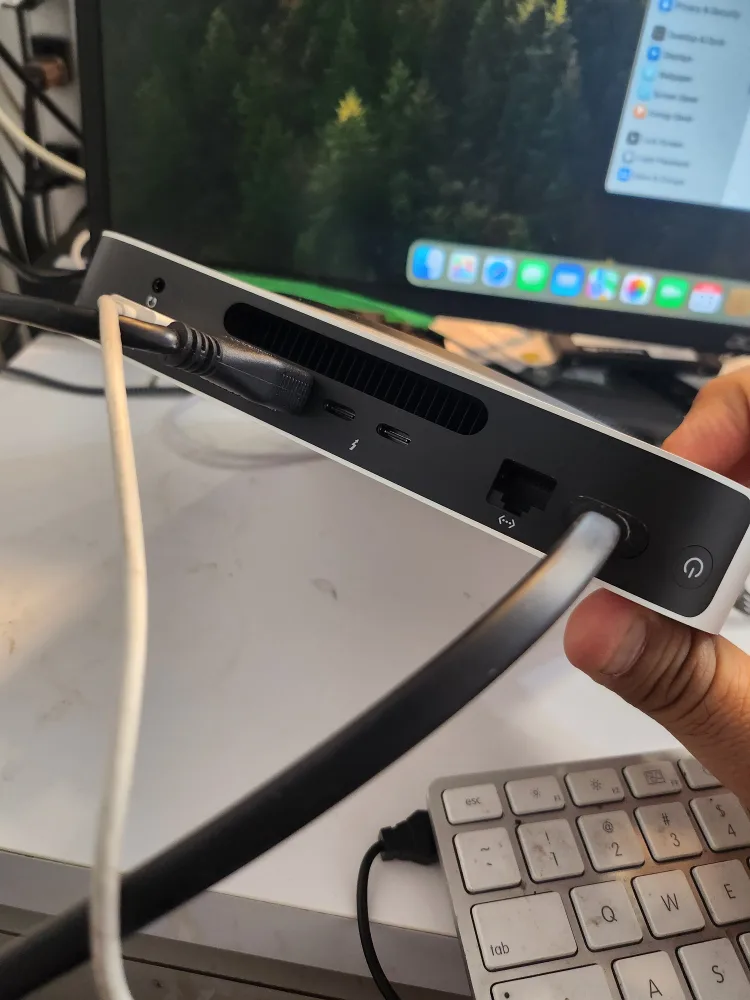 Mac Mini 2023 Apple M2 Chip 8GB image indicator(2)