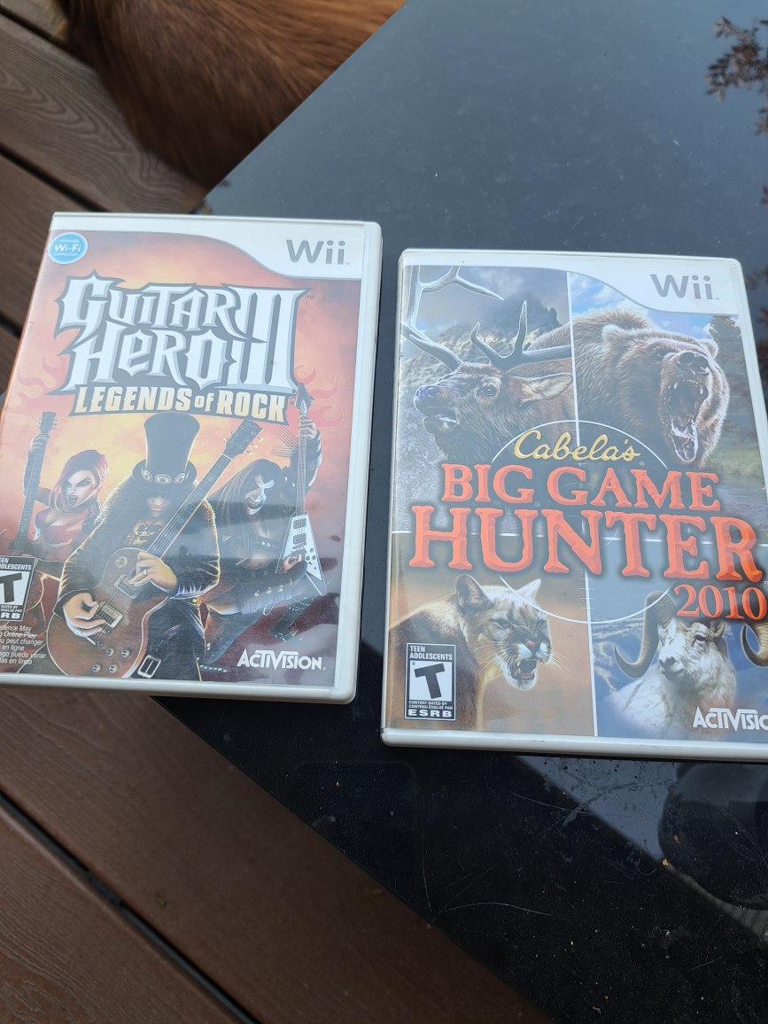 Guitar Hero III & Cabela's Big Game Hunter 2010 Wii Games