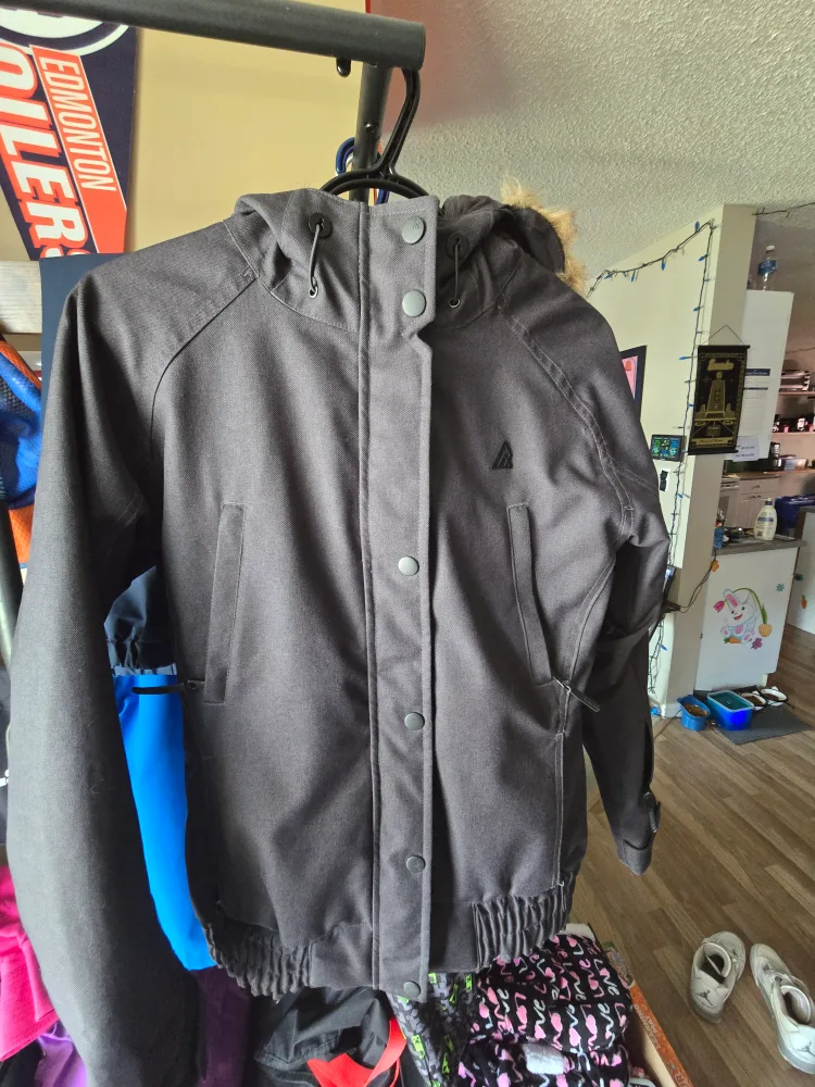 Ripzone Winter Jacket - Size S thumbnail