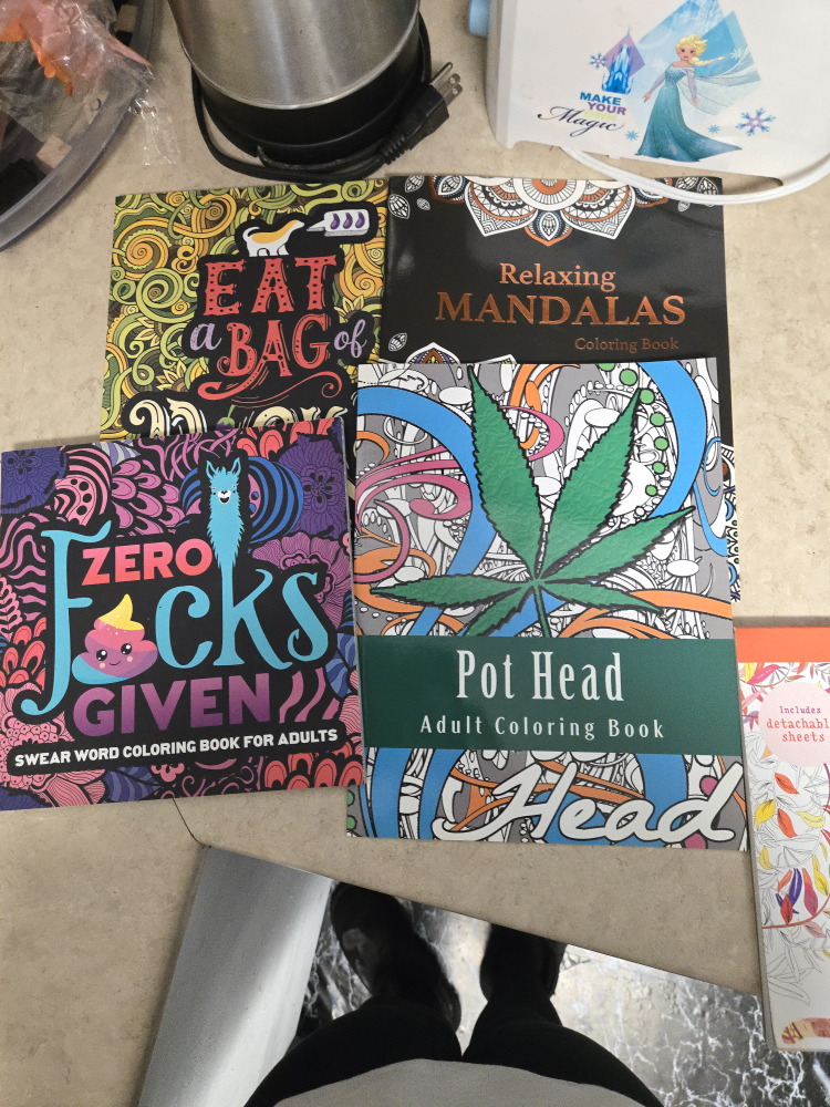 Adult Colouring Books - Cats, Mandalas & More! - photo 4