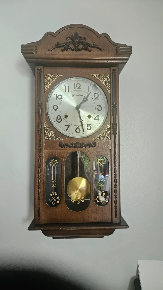 Wood Brentwood Clock thumbnail