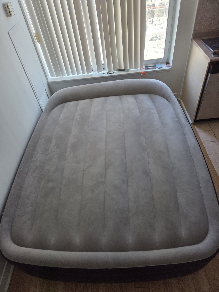Intex Dura-Beam Standard Queen Airbed self inflating pump - photo 2
