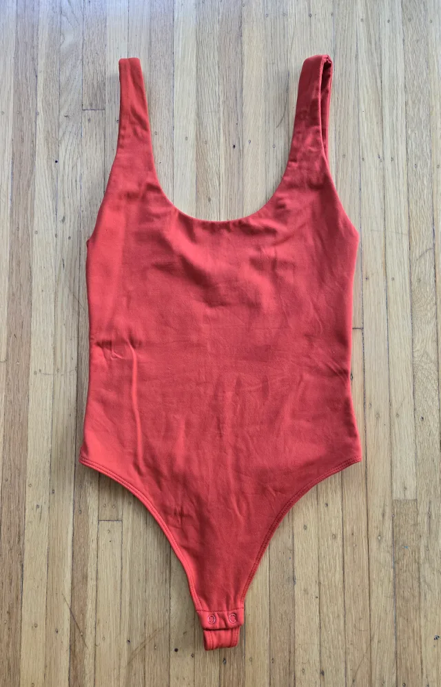 Babaton Aritzia XS Bodysuit - Orange/Red thumbnail