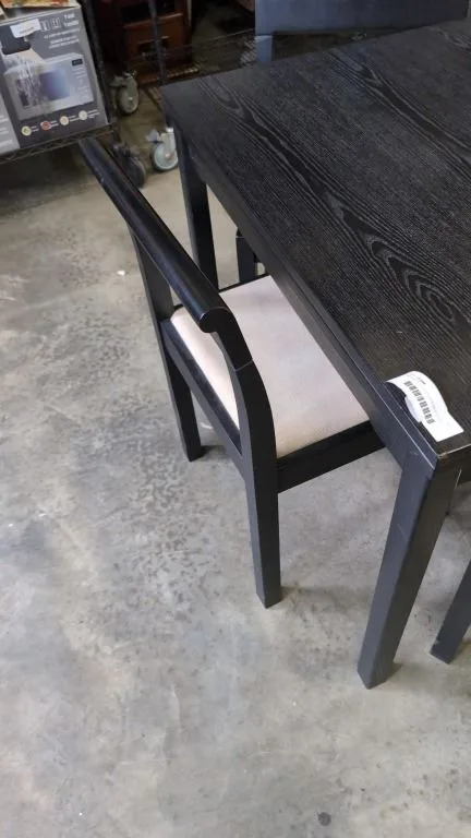 Black Dining Table with 4 Chairs image indicator(4)