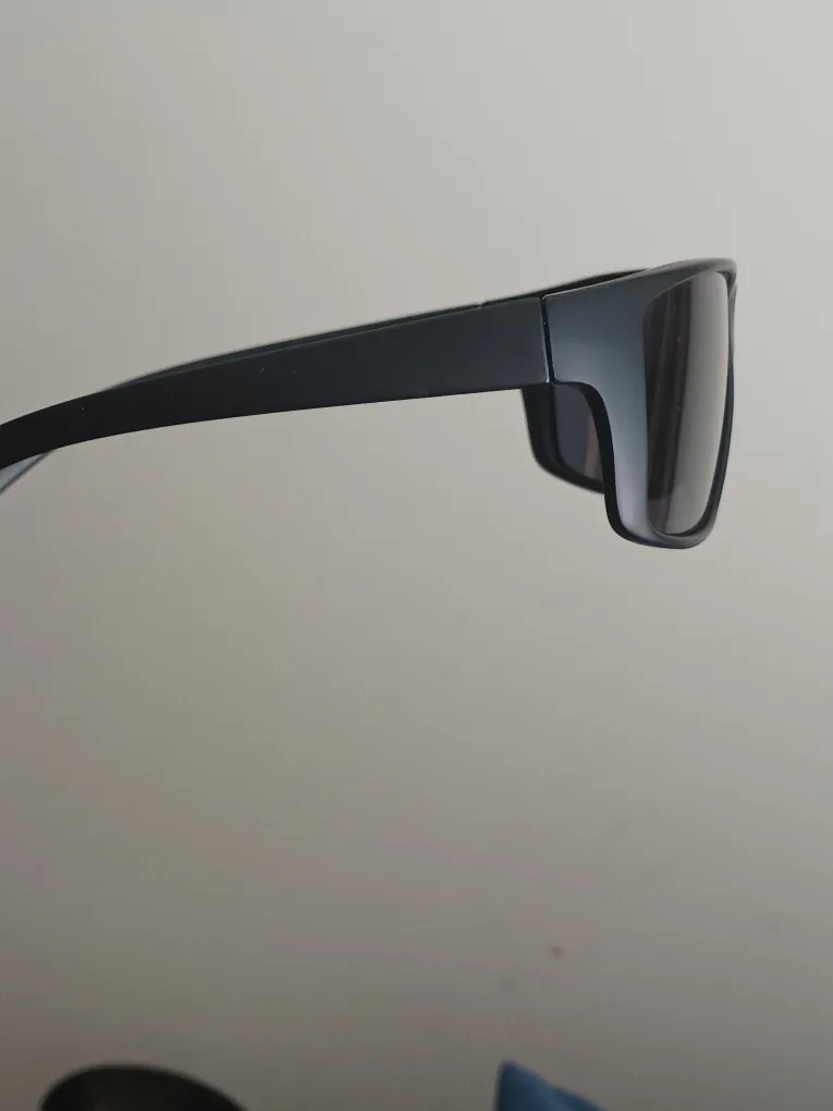 Black Sunglasses image indicator(2)